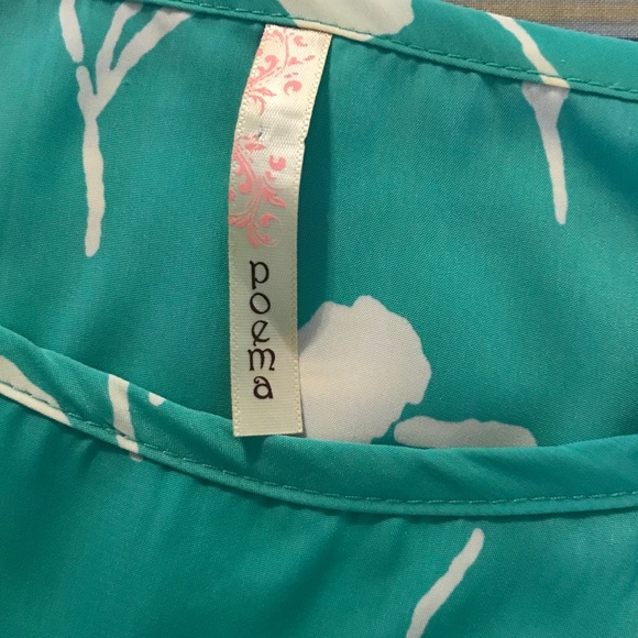 Green floral boutique dress - Picture 2 of 3